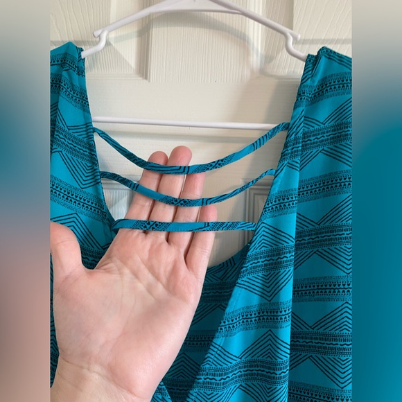 Torrid size 3 teal blouse! - Picture 8 of 10